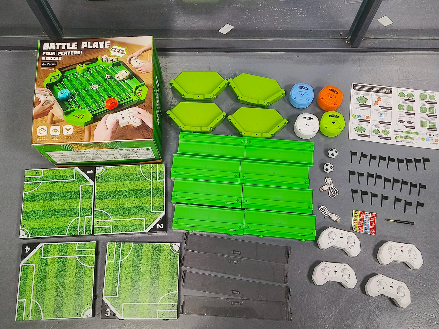 Mini Four-Player Soccer Hyperlaps Tabletop Interactive Game, Soccer Tabletop Competition Sports Game, Requires Self-Assembly.