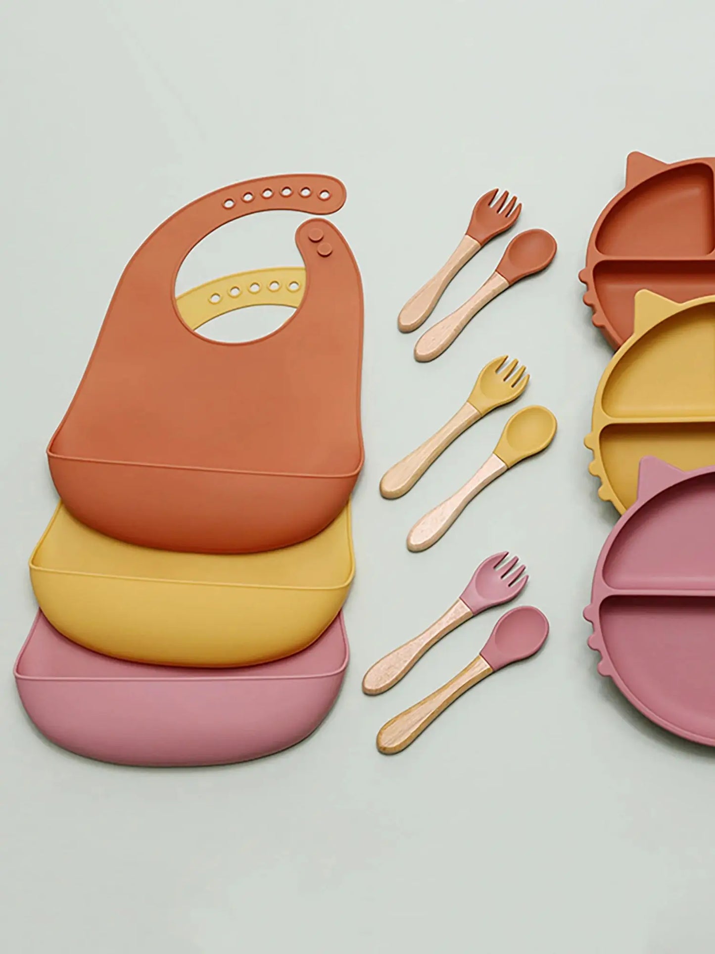 Silicone Waterproof Bibs Burping Cloth Feeding Things Apron Items Bib Product Stuff for Newborn Baby Eating Babies Everything