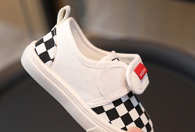 Children's Canvas Shoes Four Seasons Paragraph Boys and Girls Cloth Shoes Soft Non-slip Breathable Not Hot Baby Casual Shoes