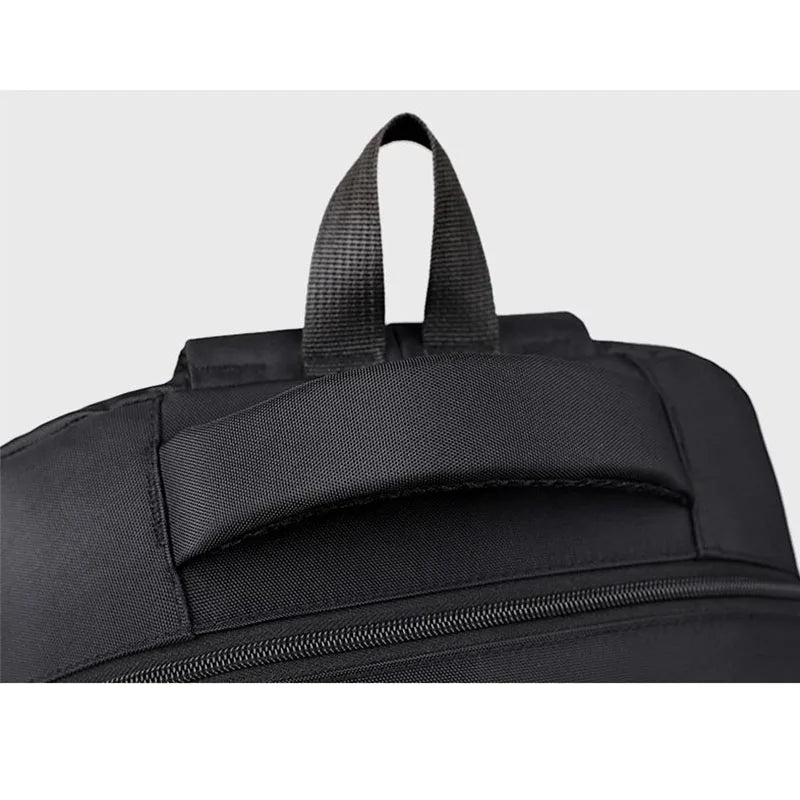 Neutral style backpack suitable for both men and women,used for daily work and travel,also suitable for students as a schoolbag