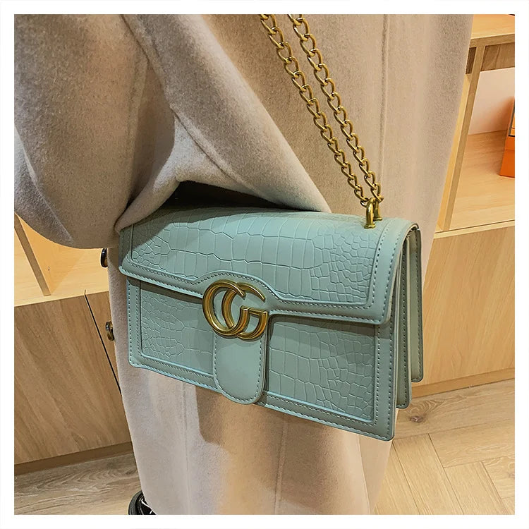 Underarm bag for women, 2025 new style, fashionable and trendy, embossed chain bag, versatile crossbody bag, shoulder bag