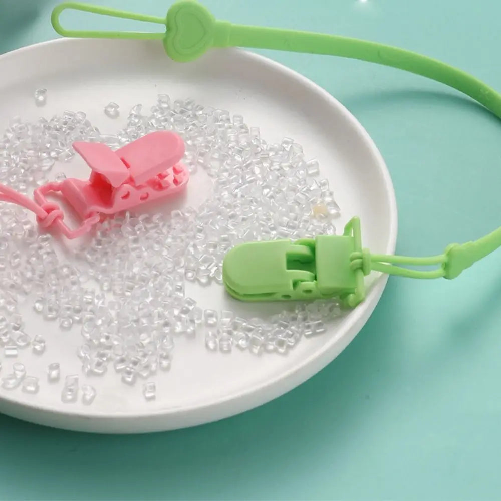 Silicone Pacifier Holder Clip Food-grade BPA Free Baby Pacifier Chain Anti-lost Adjustable Baby Teething Toys Strap Outdoor