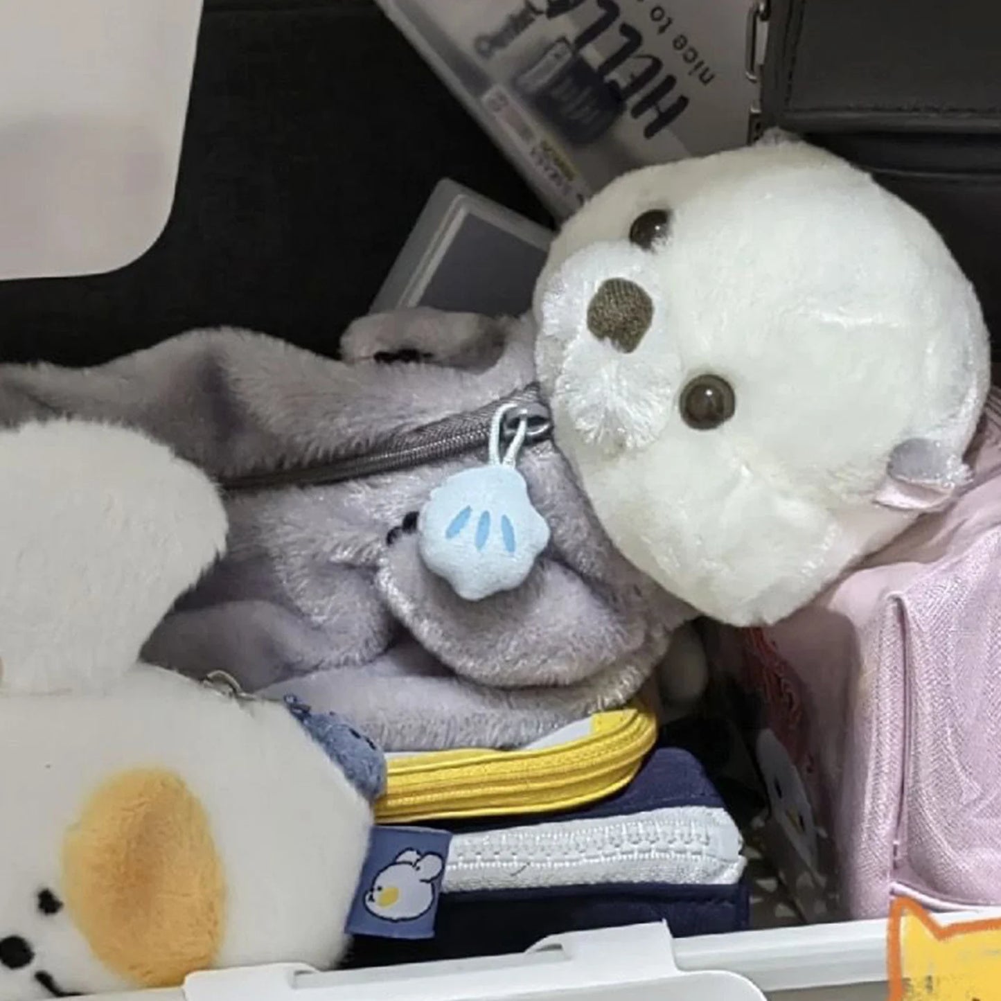 Creative Cute Sea Otter Shape Plush Pencil Bag 1PC Large Capacity INS Cartoon Pencil Case Velvet Pencil Case Student Stationery