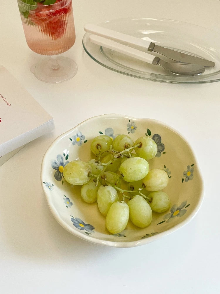 1PCS Ceramic Salad Bowl Hand Pinched Irregular Ins Korean Style Cream Yellow Yogurt Bowl Oatmeal Breakfast Plates Flower Bowl