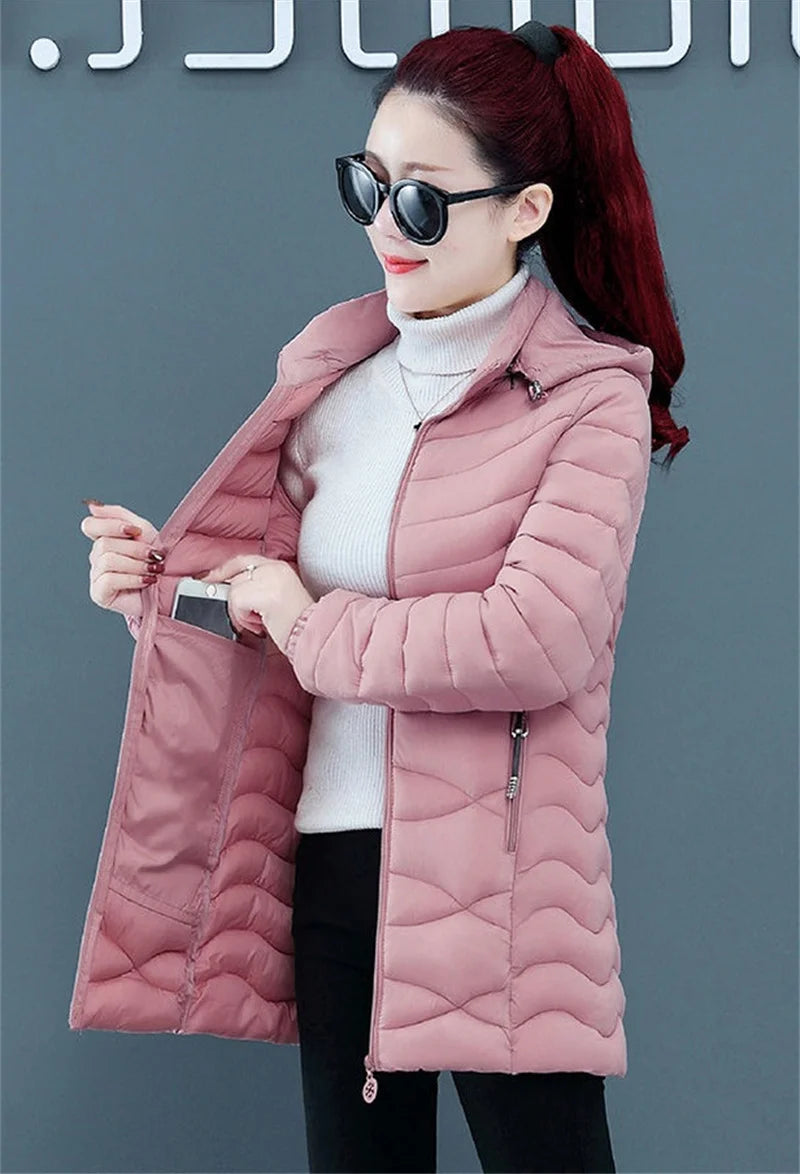 New Women Cotton Coat Autumn Winter Jacket Coat Middle-Aged Elderly Mothers Padded Hooded Keep Warm Down Cotton Overcoat Parkers